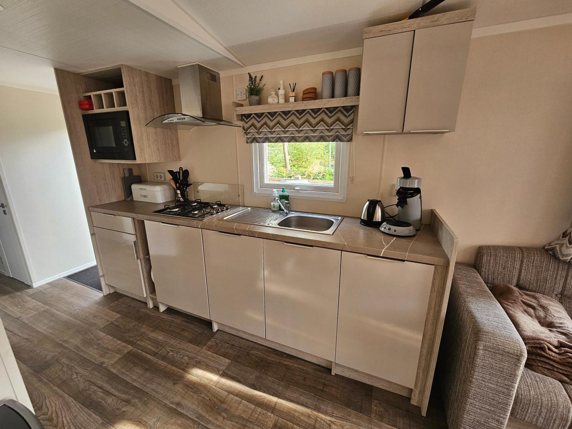 Luxe 4 Persoons Chalet Op 5 Sterren Camping ราลเทอ ภายนอก รูปภาพ